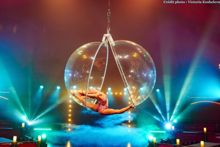 Spectacle cabaret-cirque présenté au Cirque Imagine